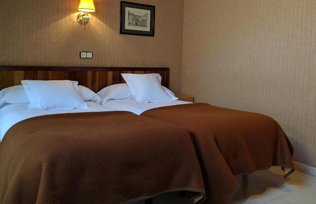 Hostal Talabart-1