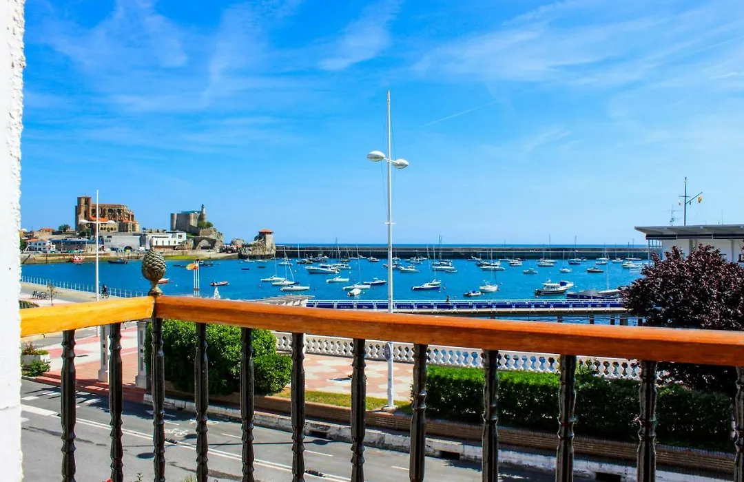 Villa Floren Castro Urdiales-1