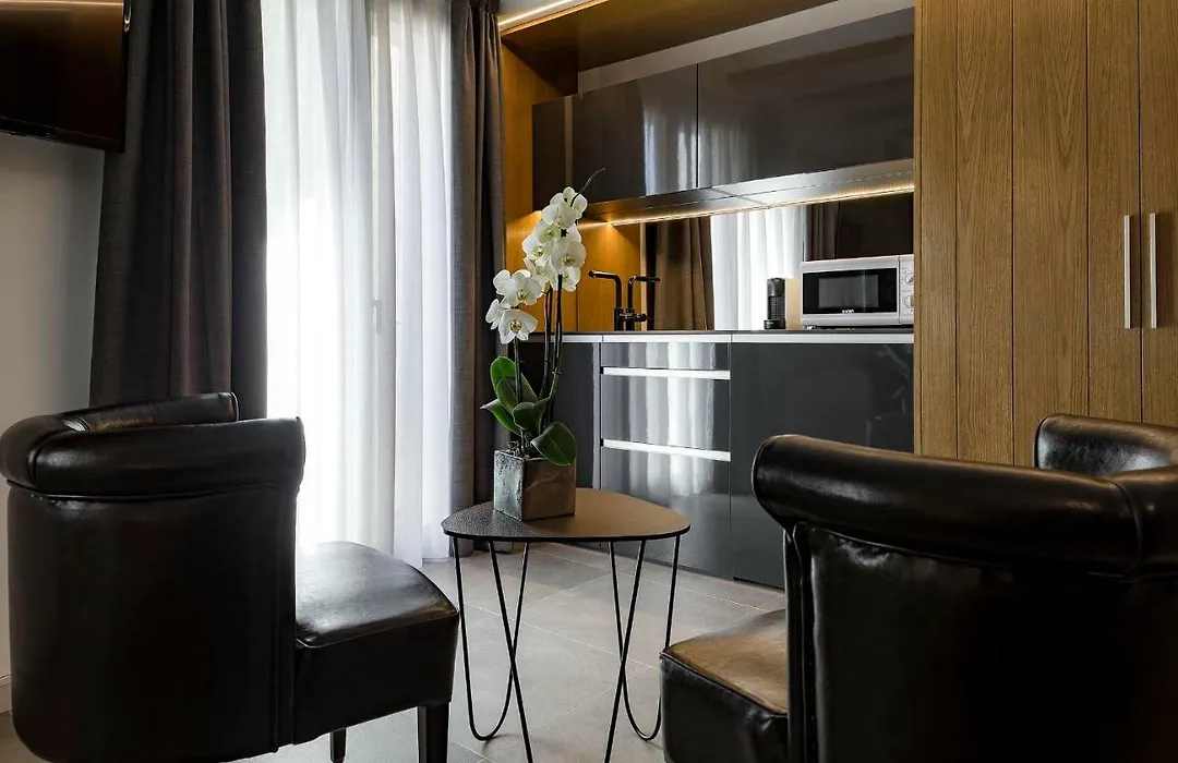 Vinatea Suites con jacuzzi privado en el centro de Morella-1