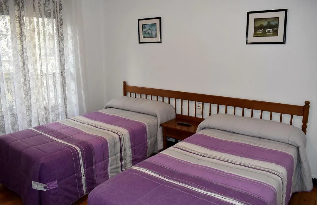 Hostal Oviedo-1
