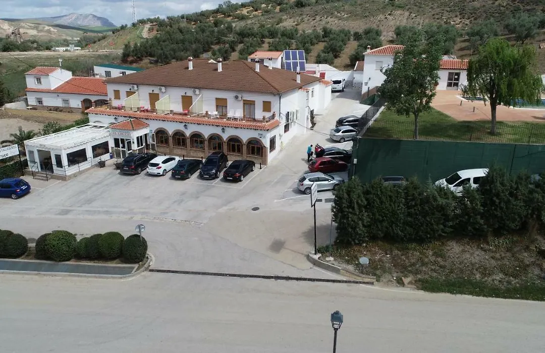 Hostal Restaurante El Cruce-1