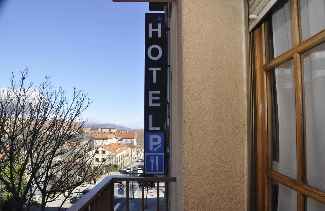 Hotel Tres Arcos-1