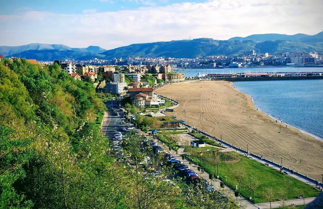 Happy Home Getxo Beach-1