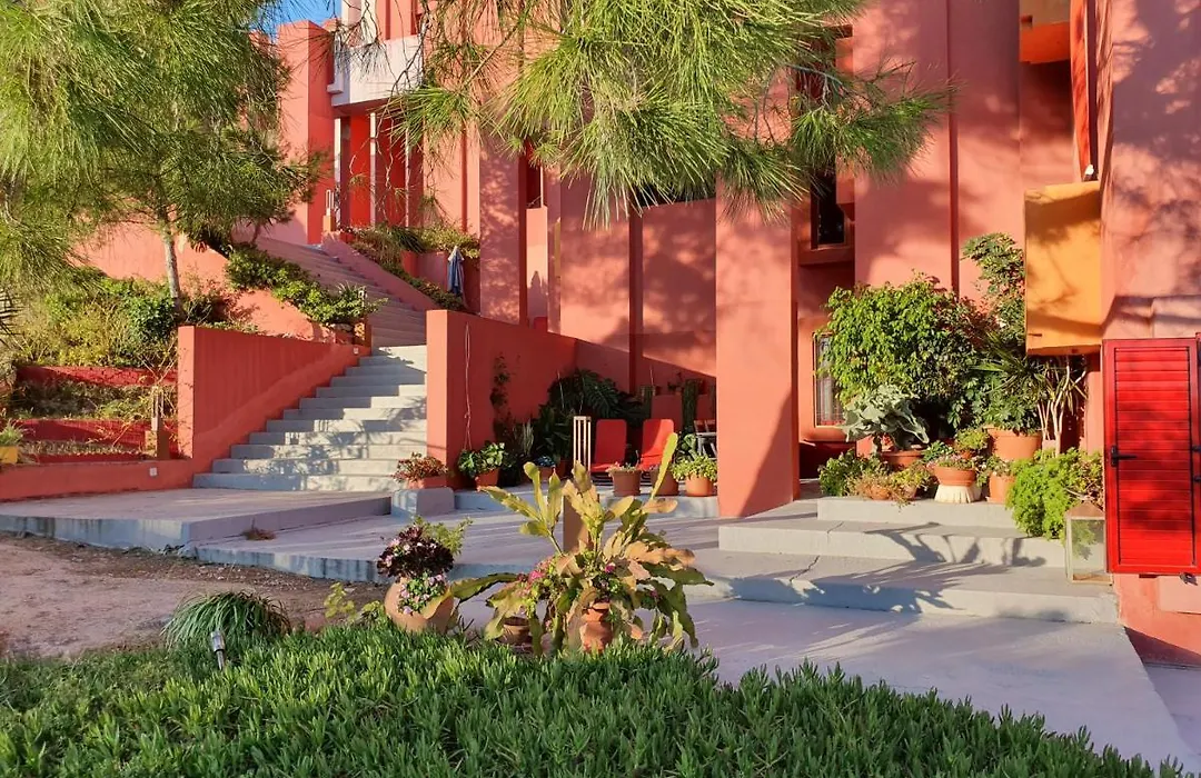 La Muralla Roja-1