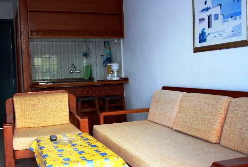Apartamentos Caroni-1
