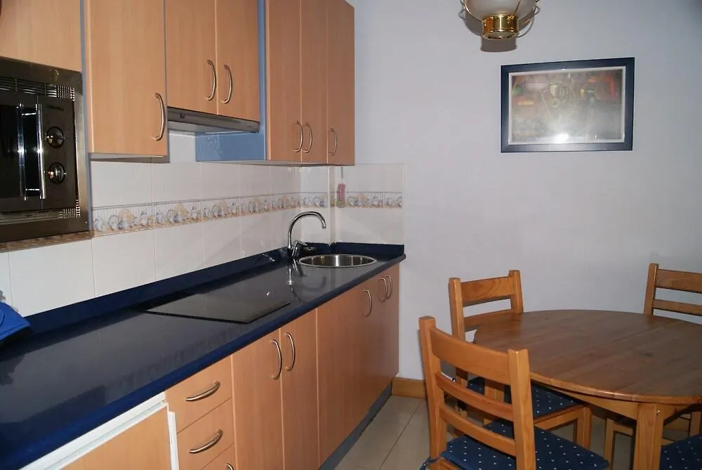 Apartamentos La Marina-1