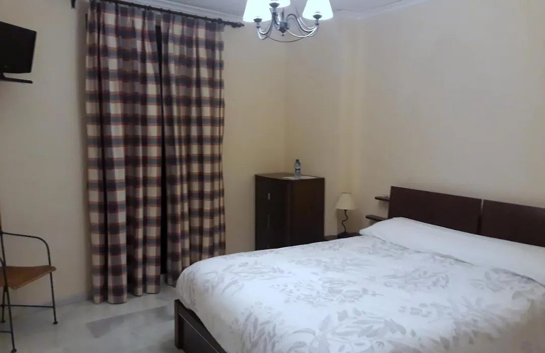 Hostal Artiga-1