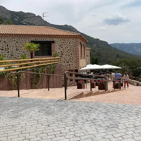 Casa Rural La Cabrera-3