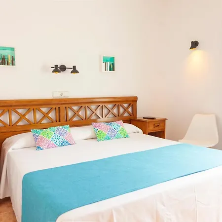 Hotel Roca Plana-3