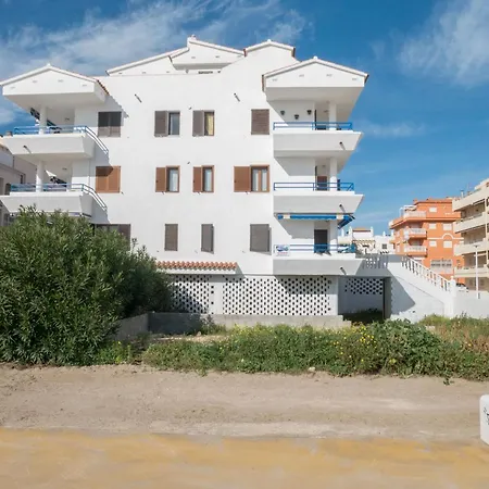Apartamentos Playa Cargador-2