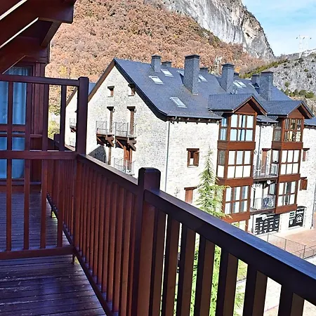 Escarra - Reformado, acogedor y luminoso, con garaje cubierto y ascensor BY PIRINEOS 360-2