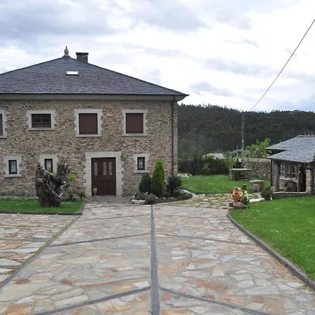 Apartamentos Rurales Castro De Vilaosende-3