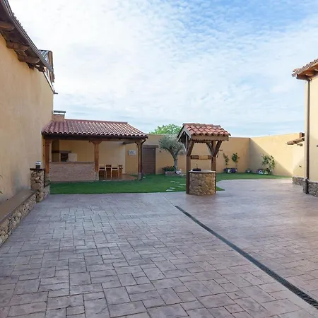 La Rosaleda León - Casa Rural --2