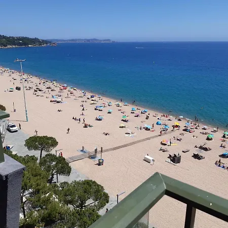 Apartamento vistas mar primera linea playa-3