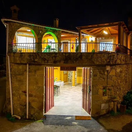 Apartamentos Casa Dos Arcos-3