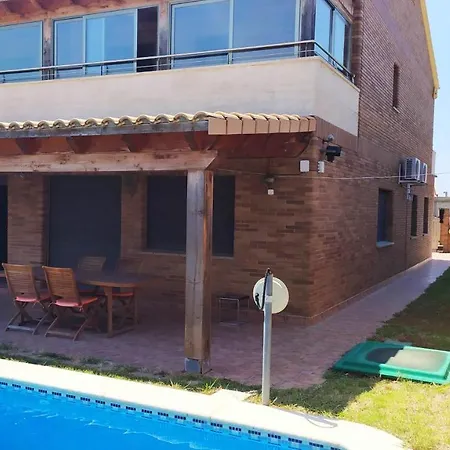 Chalet moderno con PISCINA en Calafell-2