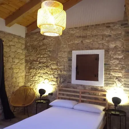 Apartamento Bajo Los Arcos-3
