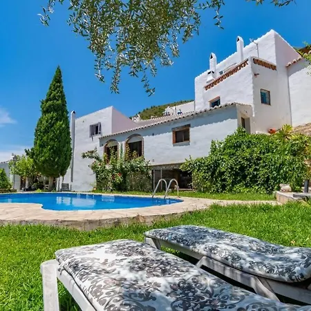 Casa Rosa, con encanto y piscina climatizada-2