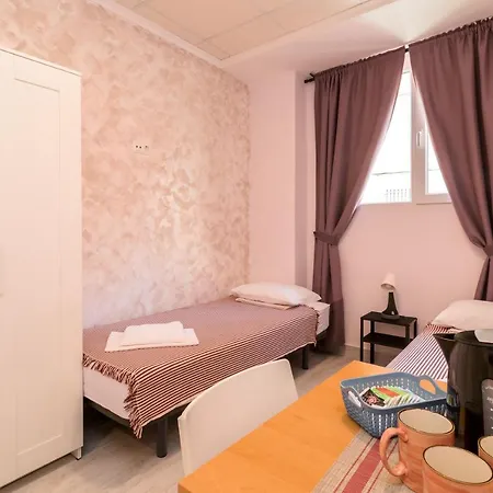 Hostal 7A-3