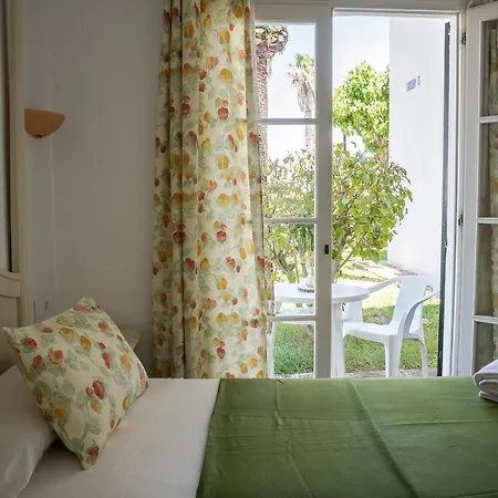 Apartamentos Las Brisas I & II-3