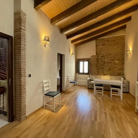 Apartamentos Rurales Posada De Llerena-3