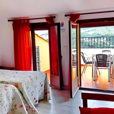 Apartamentos Turisticos Mirayuste-2