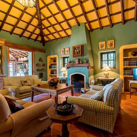 Casa Alta Finca El Revuelo-3