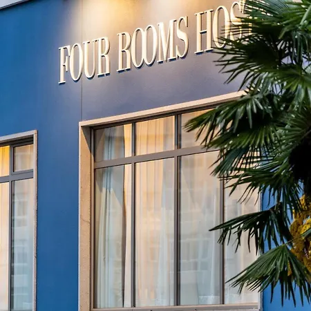 Four Rooms Hostel-3