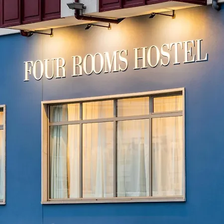 Four Rooms Hostel-2