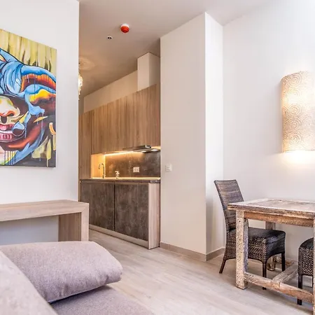 Tarifa Suites By Qhotels-3