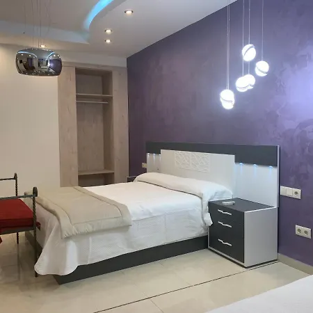 Hostal Poeta Machado-3