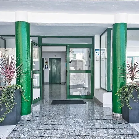 Malibu Apartamento Con Campo De Tennis Y Piscina Con Solarium-2