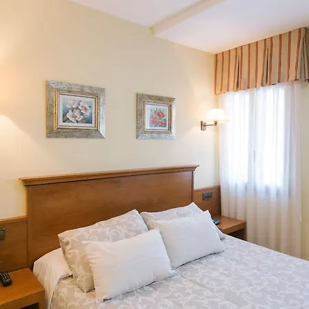 Hotel O Castro-2