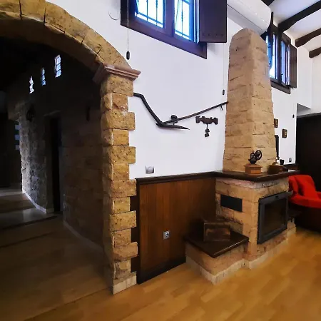 Casa Cueva Villa Aday-2