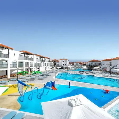 Broncemar Beach Suites-3