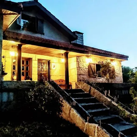 Espectacular Casa con Piscina en Allariz-3