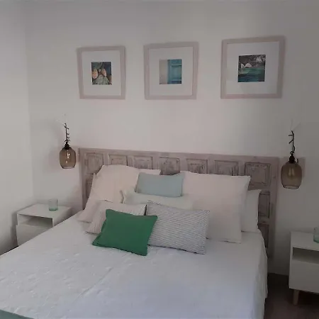 Precioso Apartamento a 20 metros del mar-3