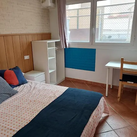 Barcelona Village Homestay-2