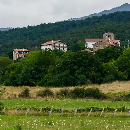 Hotel Akerreta-3