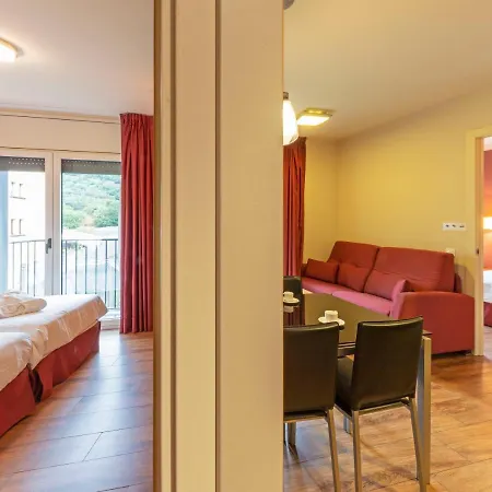 Aparthotel Trainera-3
