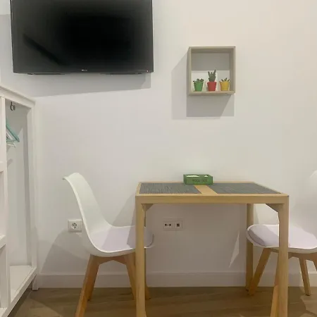 Puerta de Caceres Apartamento 5 Callejón De Don Álvaro-2