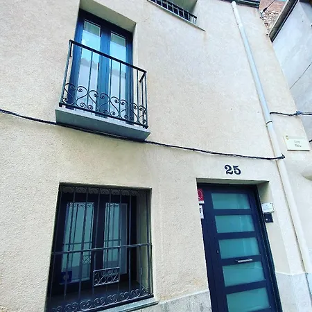 Casa De Poble Termes Romanes-2