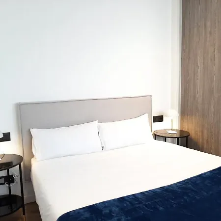 Apartamentos Celestina by gaiarooms-2