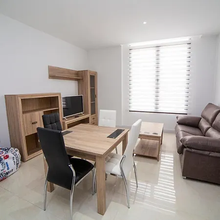 Apartamentos Turísticos Los Olivos-3