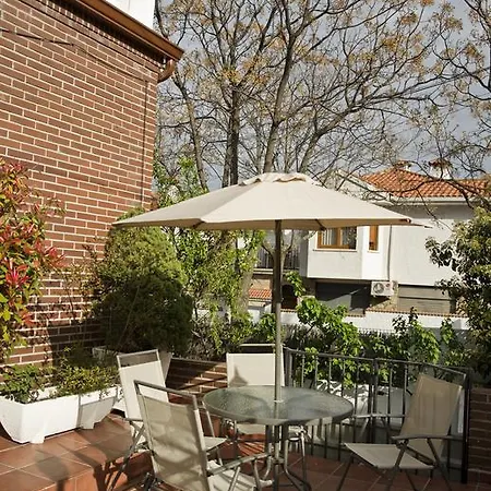 Hostal Brunete-3