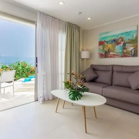 Klayman Diamond Aparthotel-3