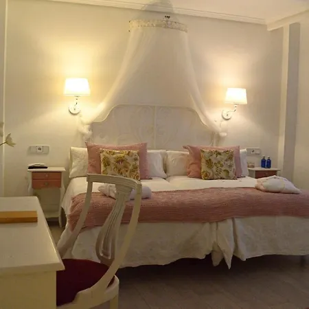 Ares Hotel-3
