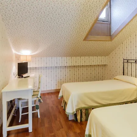 Hotel Azofra-3