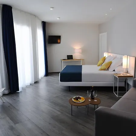 Hotel Agaro-2