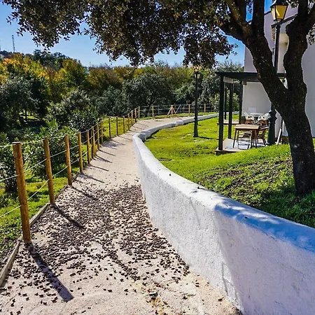 Casas Rurales Pantano de La Minilla-3